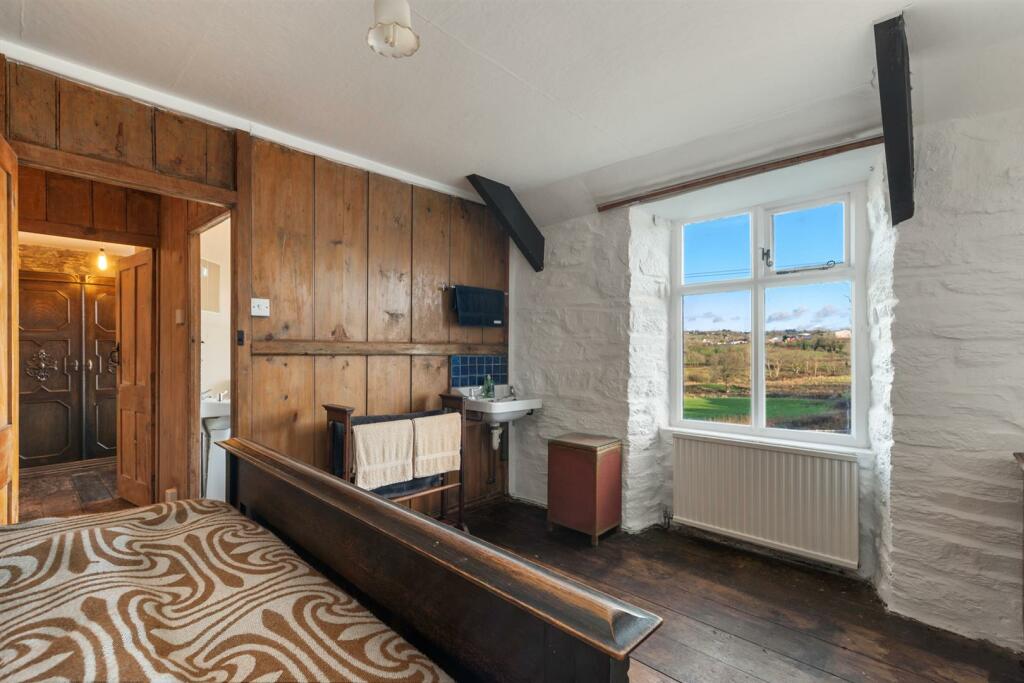 Cottage - Bedroom