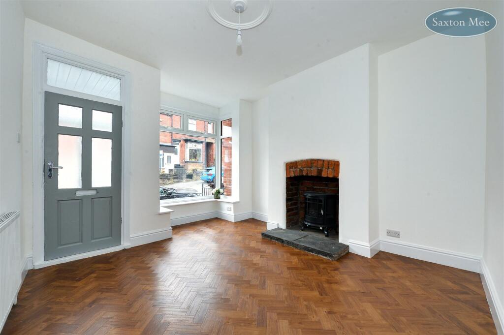 24 Armthorpe Road - lounge 1943.jpg