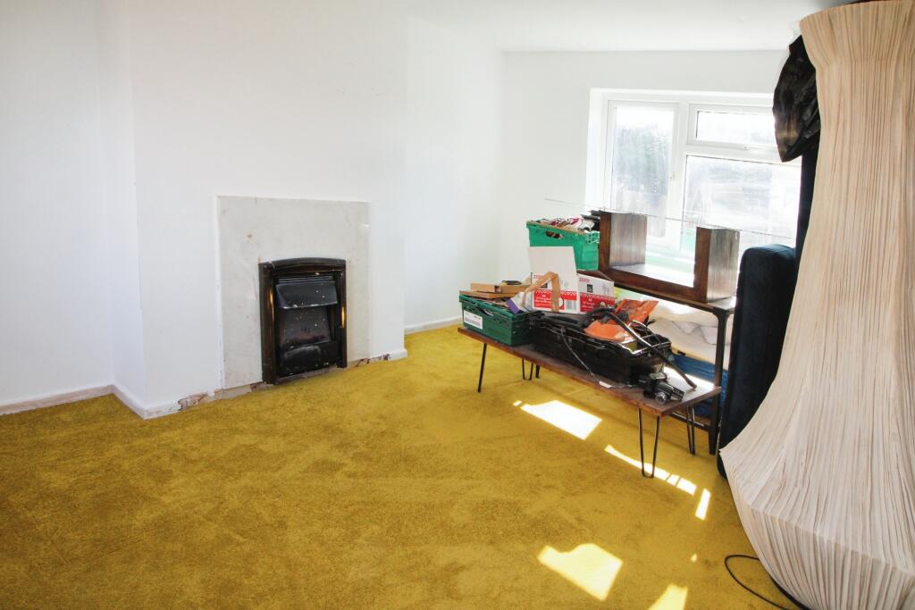 Lounge.JPG