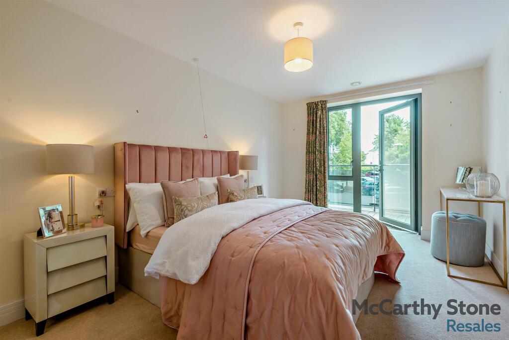 Main Bedroom