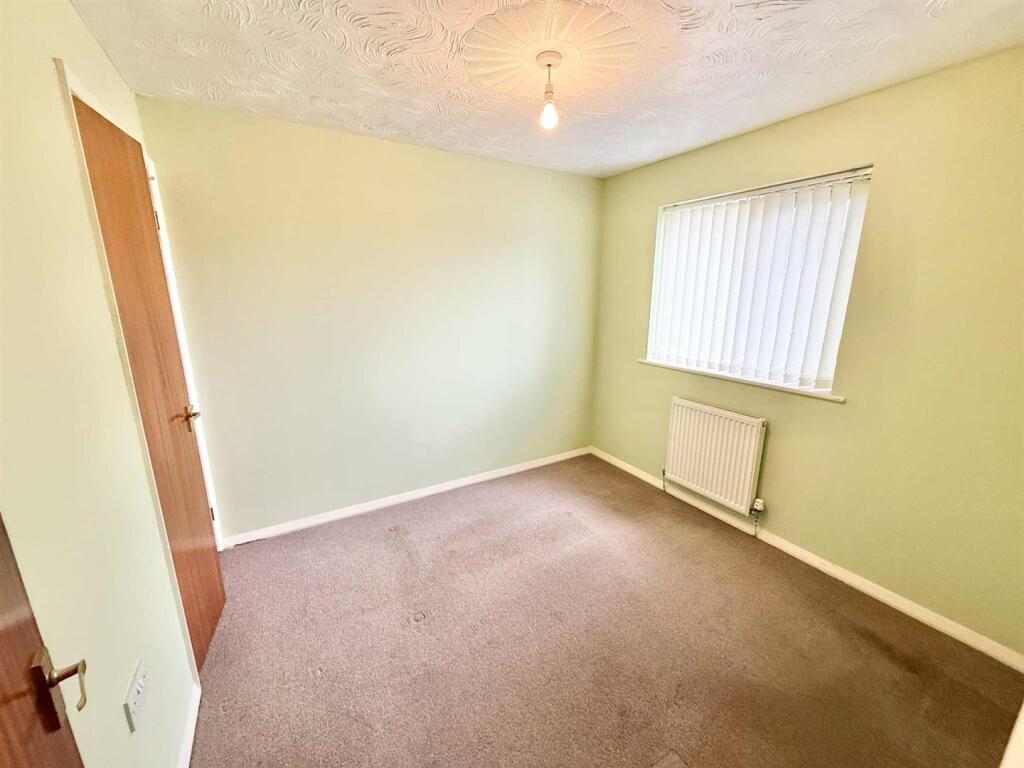 bedroom-2.jpg