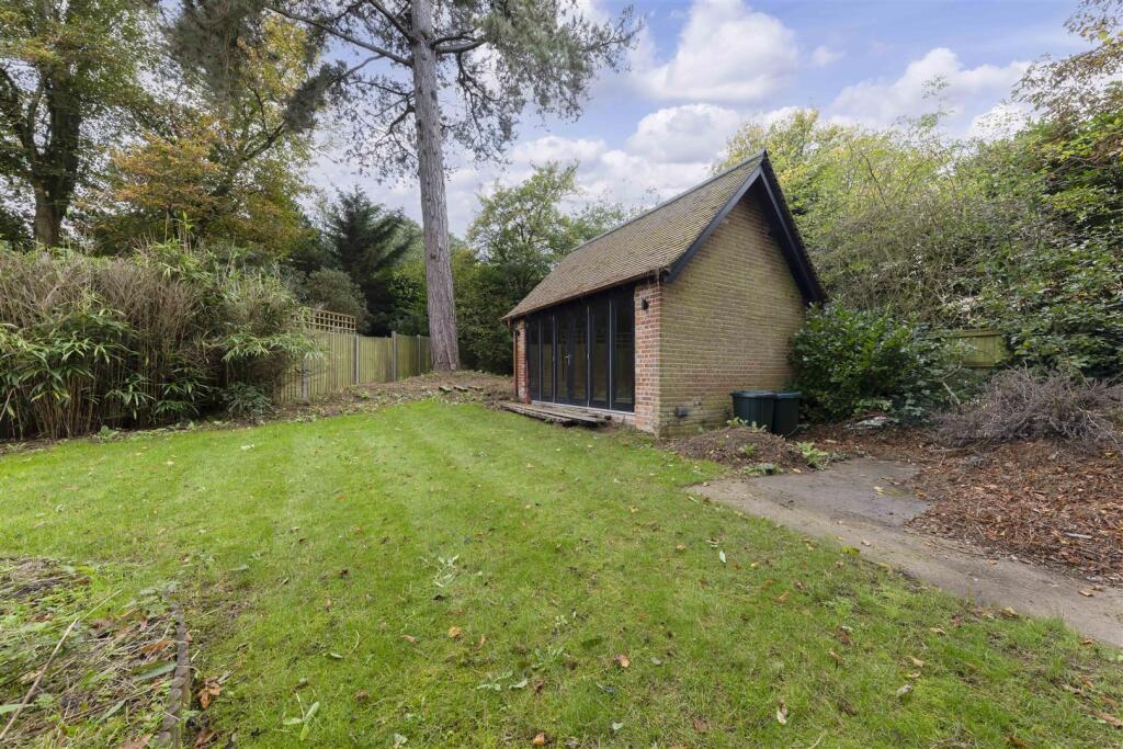 Outbuilding