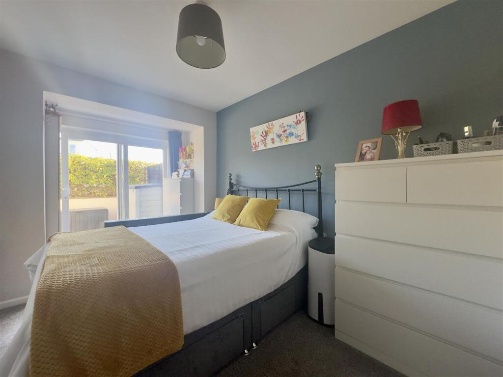 Flat 1
