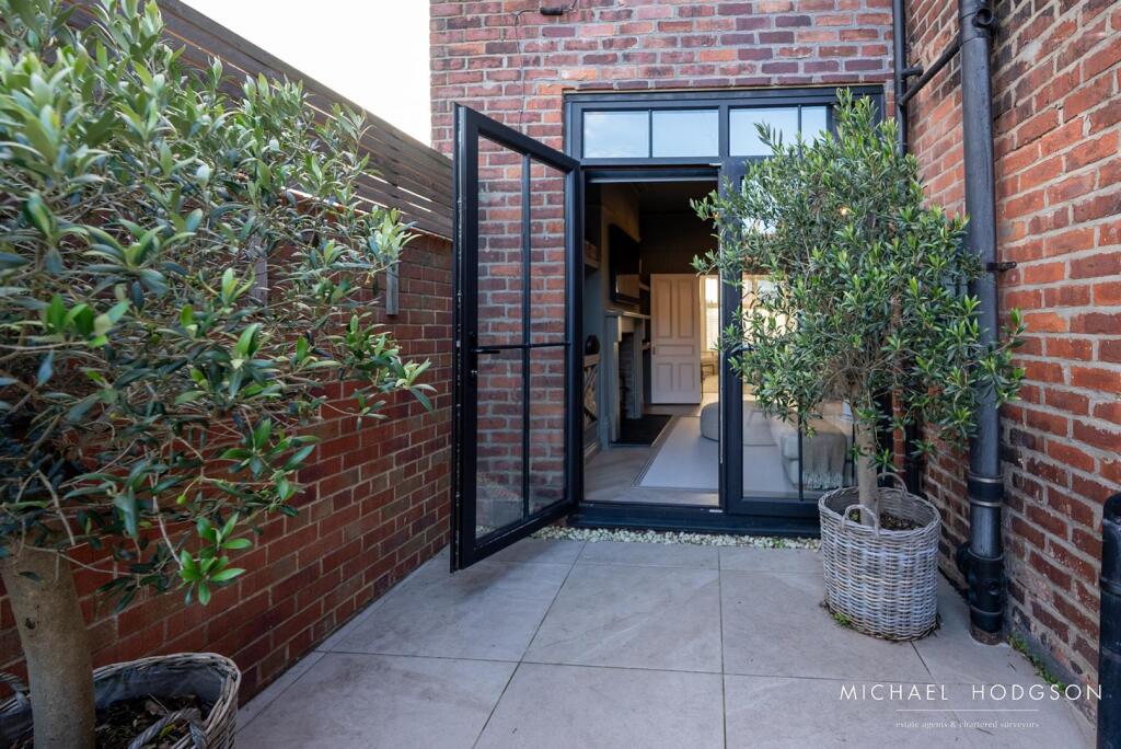 80 Ewesley Road-39.jpg