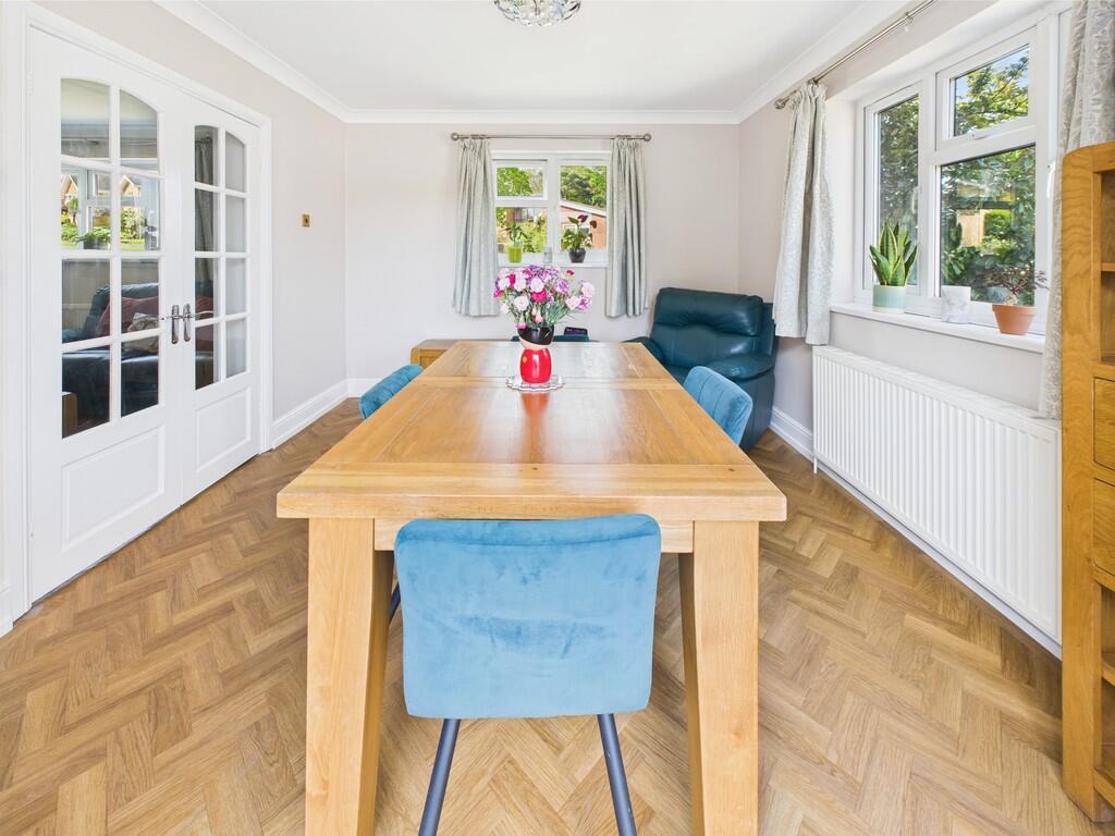 CAM05068G0-PR0016...