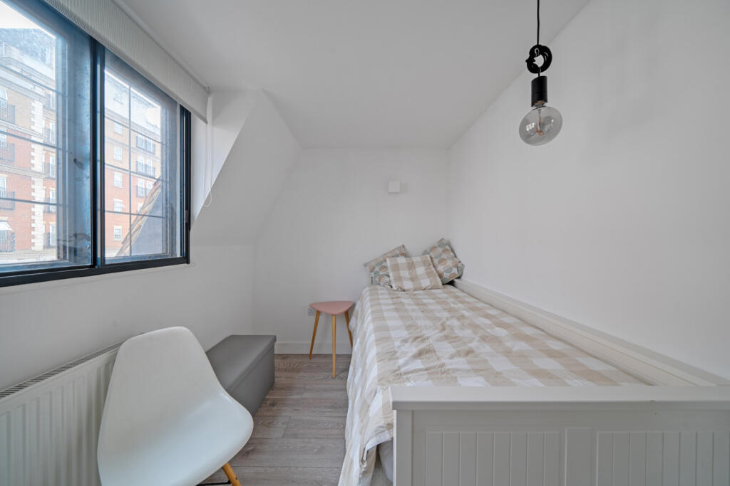 1300586-27-684188...