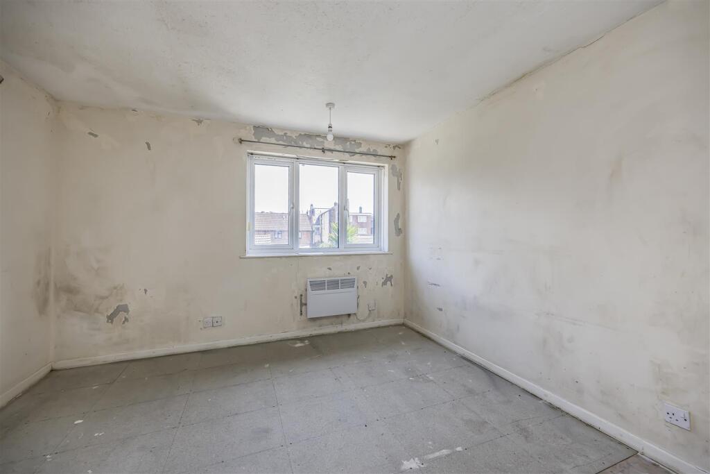 12 Bucklers Court, Portsmouth-PorticoMarketing-Sol