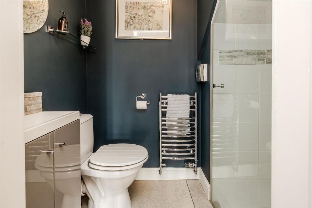 Ground Floor Shower/WC