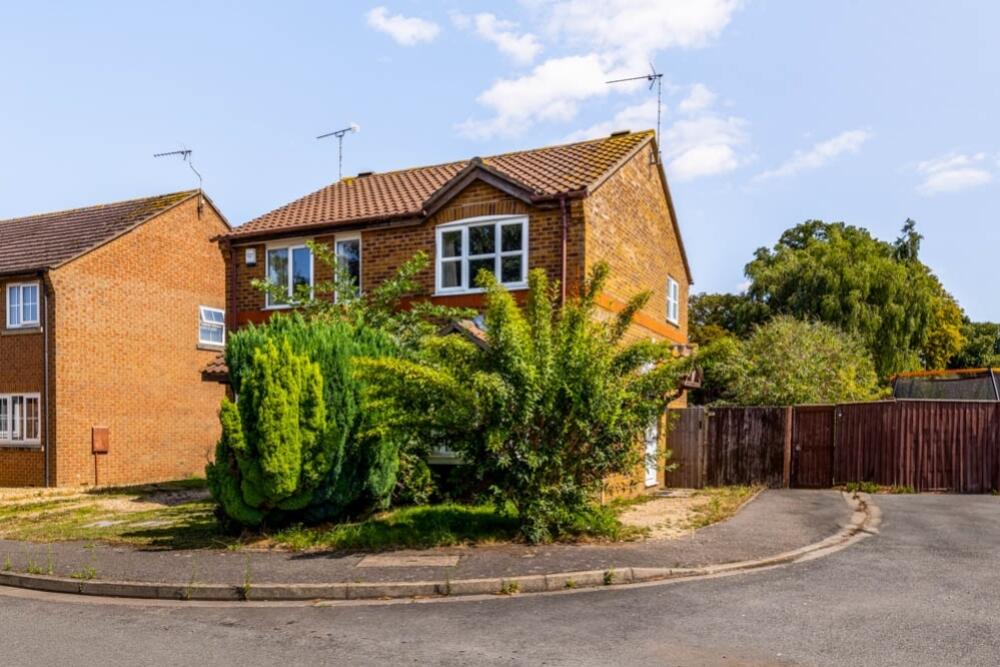 Lrg_36 St Nicholas Close (Boston)-1