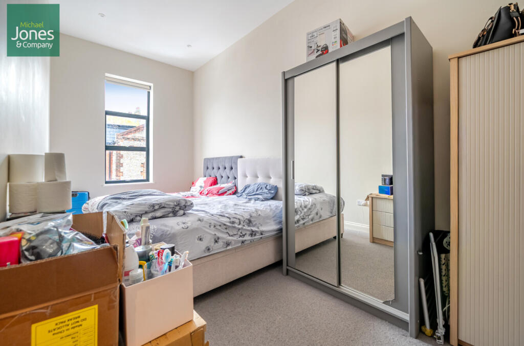 Main Bedroom