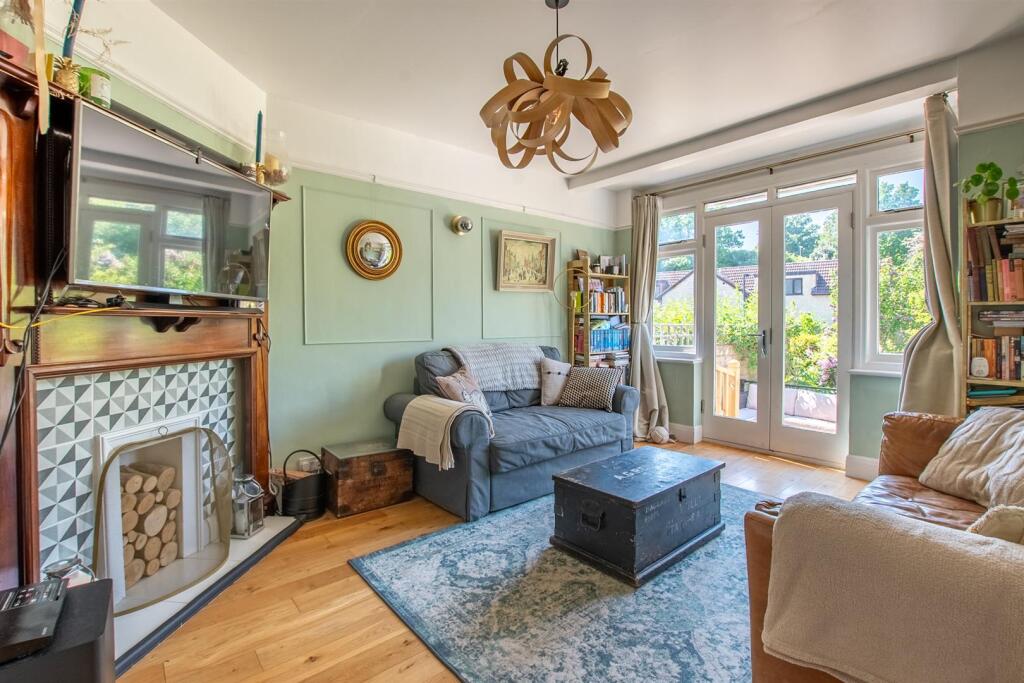 Front reception room