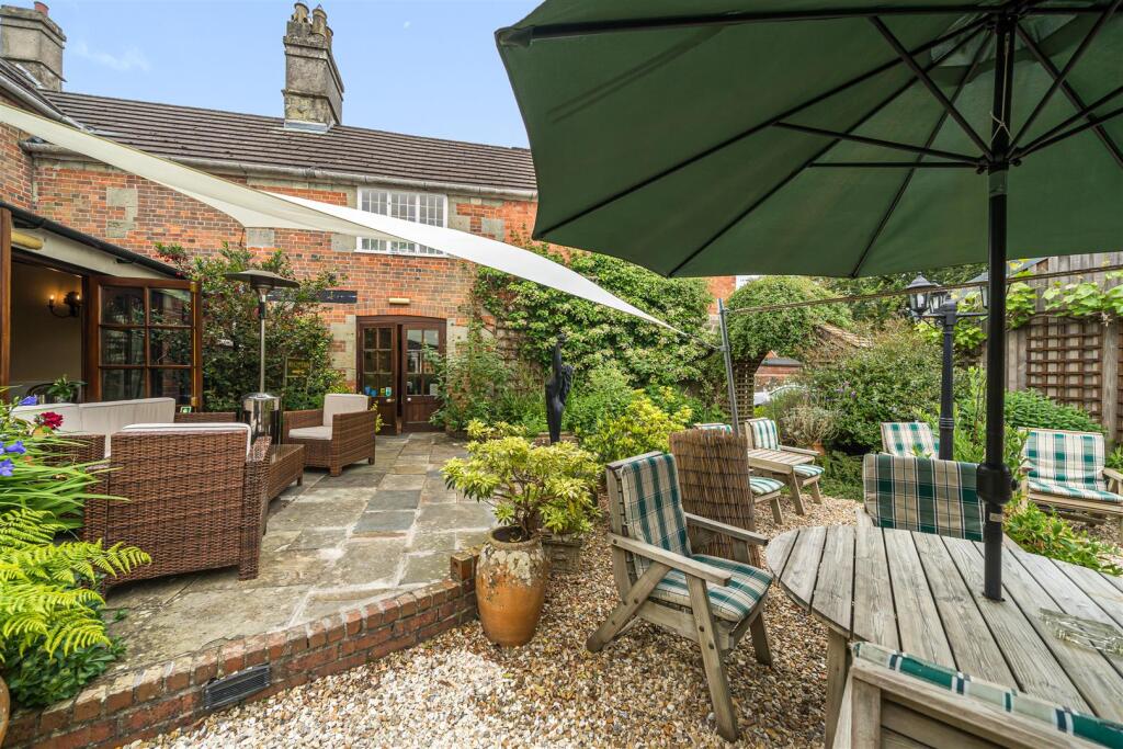 Garden /Terrace