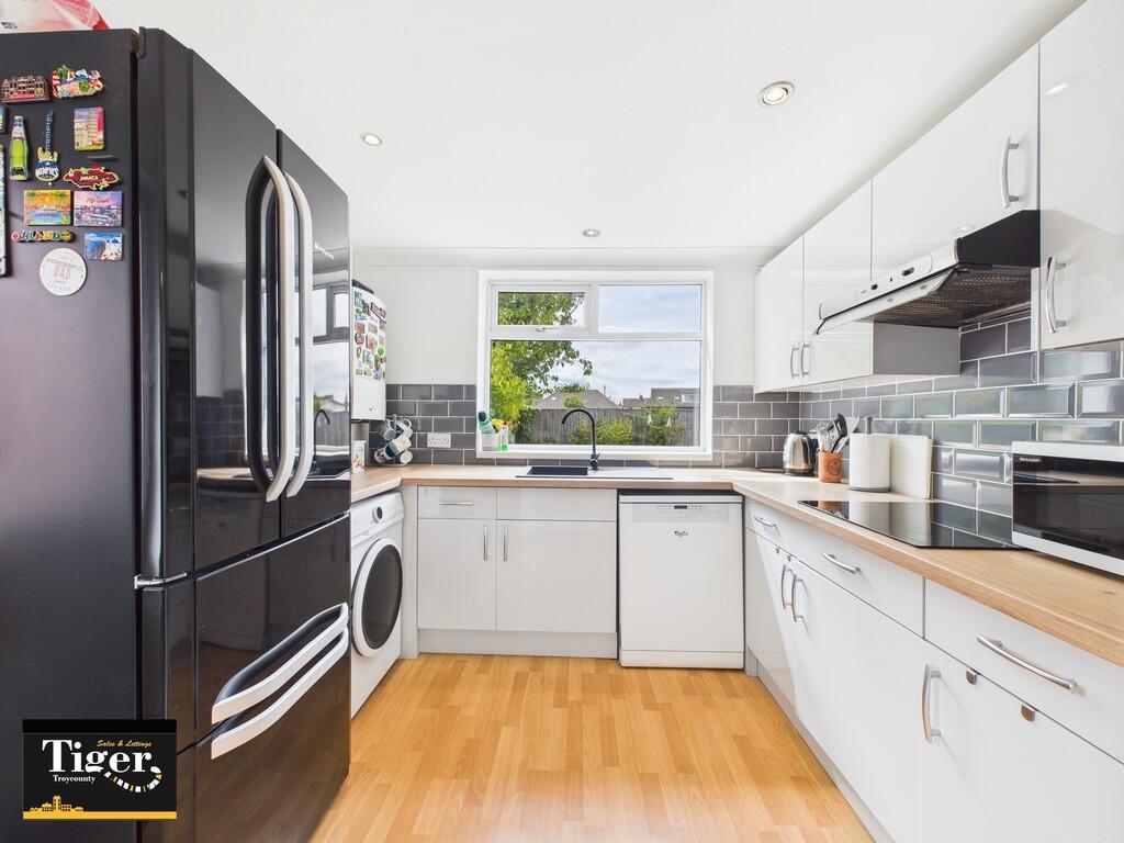 CAM03440G0-PR0398...