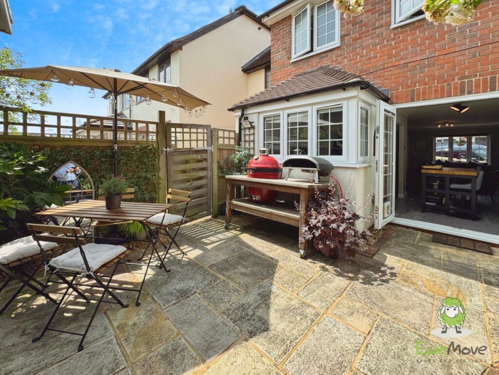 498349d7-4d62-44e8-8060-5880e2f82748