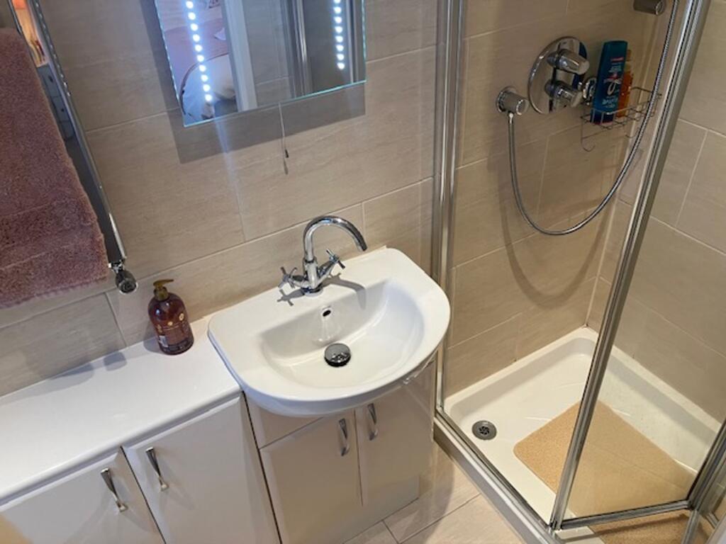 En-suite shower room