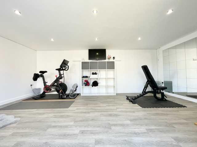 Garden studio