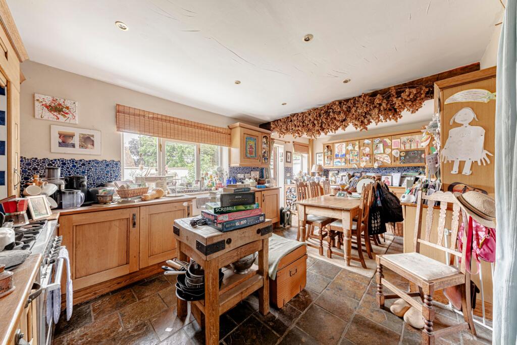 Kitchen/Breatfast  Room (1)