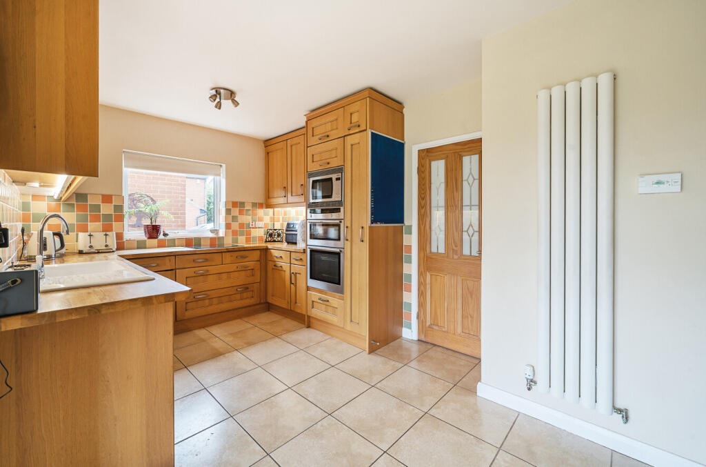 1310114-12-685996...