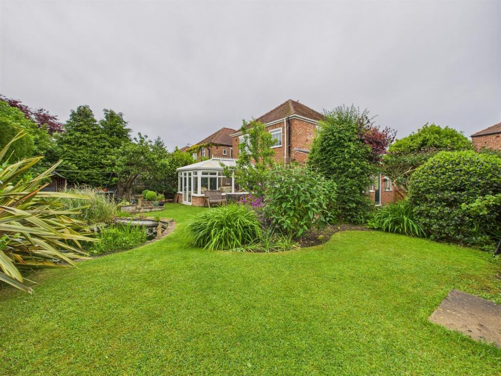 Garden: