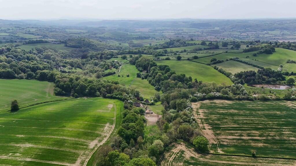 web DJI_202505021...