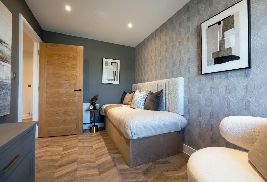 Bedroom 4 / Study