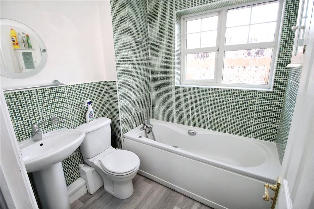 Bathroom/Wc