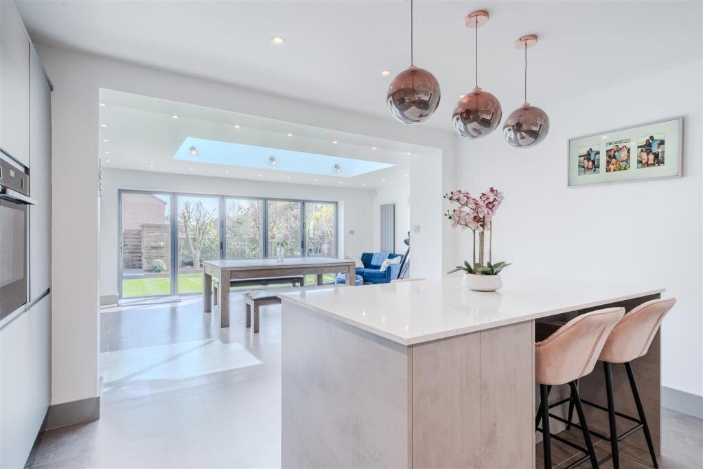Kitchen-3.jpg