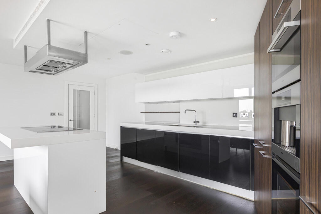 Reception/Kitchen
