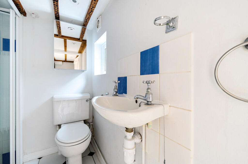 1362305-9-68df934...