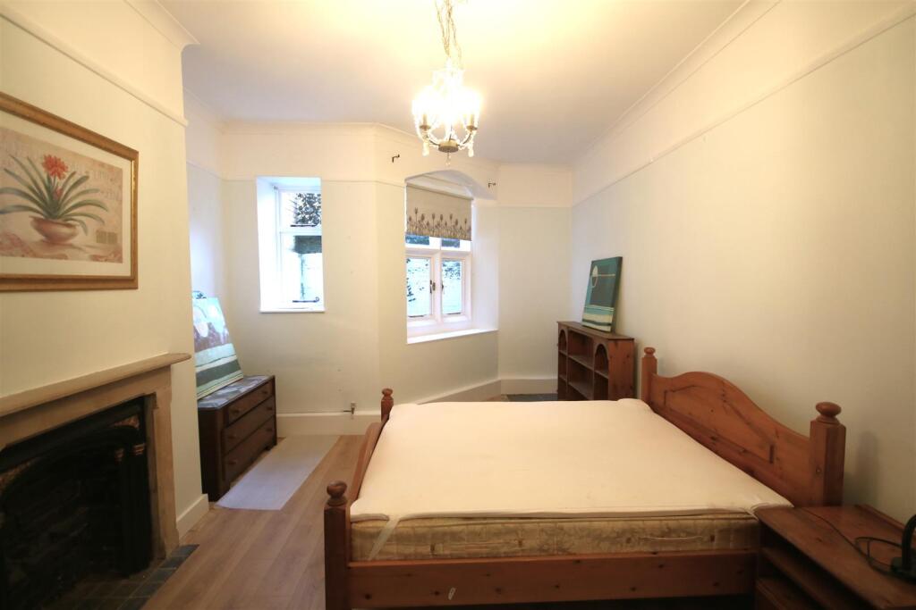 Bedroom 2a.JPG
