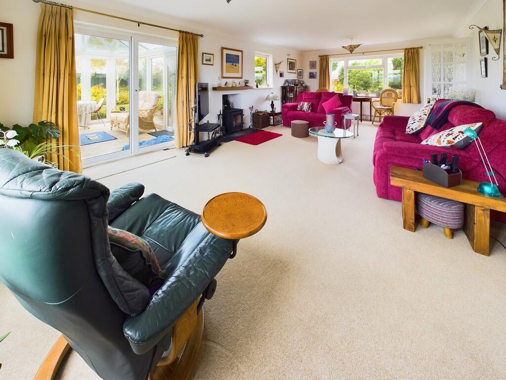 CAM03522G0-PR0151...