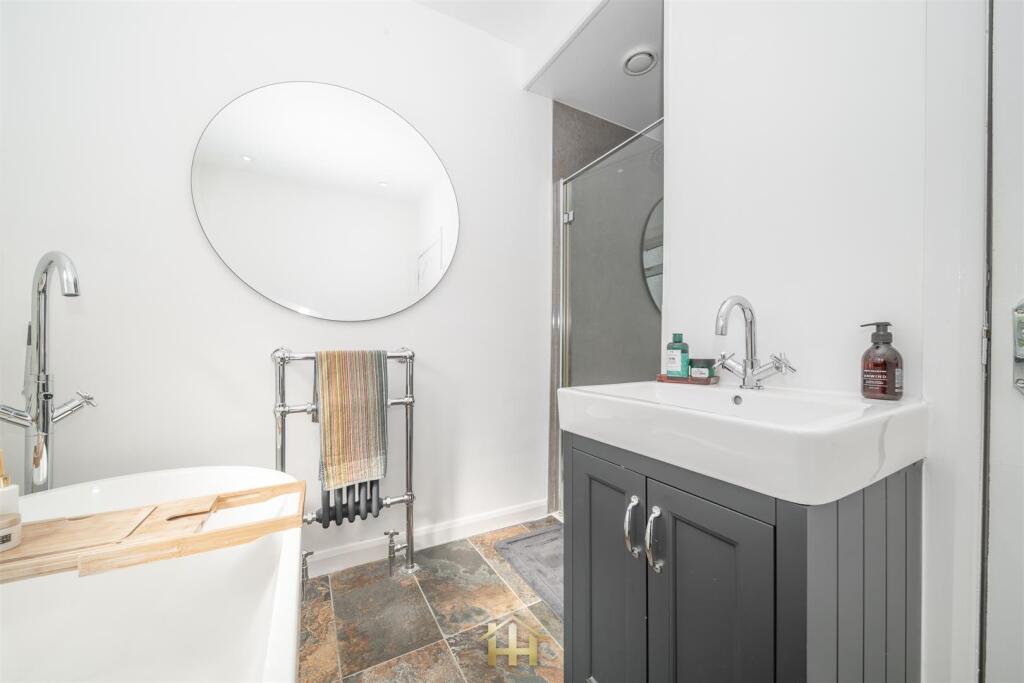 42 AMERICAN MUIR ROAD 040925 EDIT (39 of 59).jpg