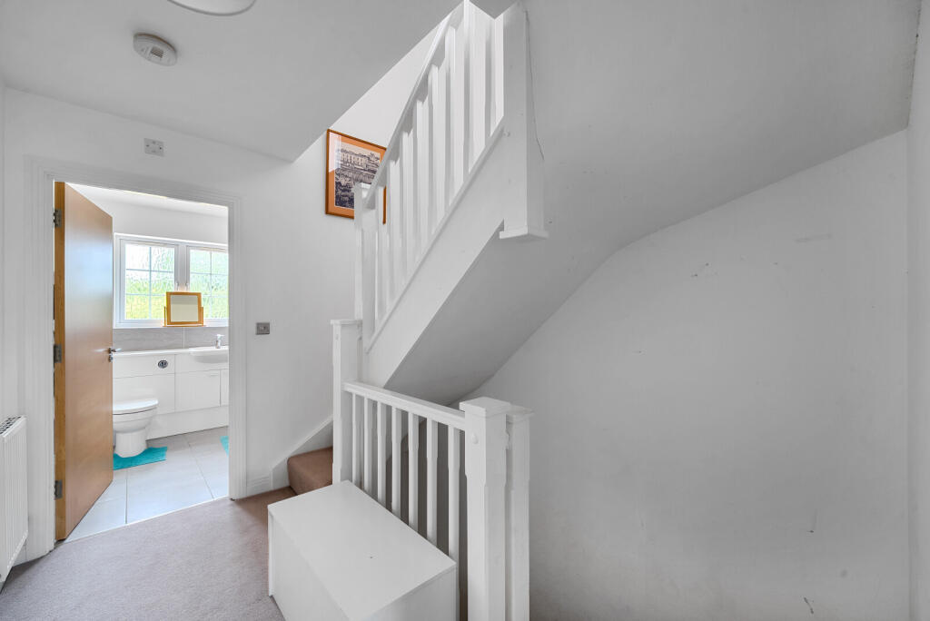 1345293-11-68aee1...