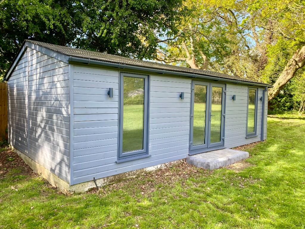 LODGE