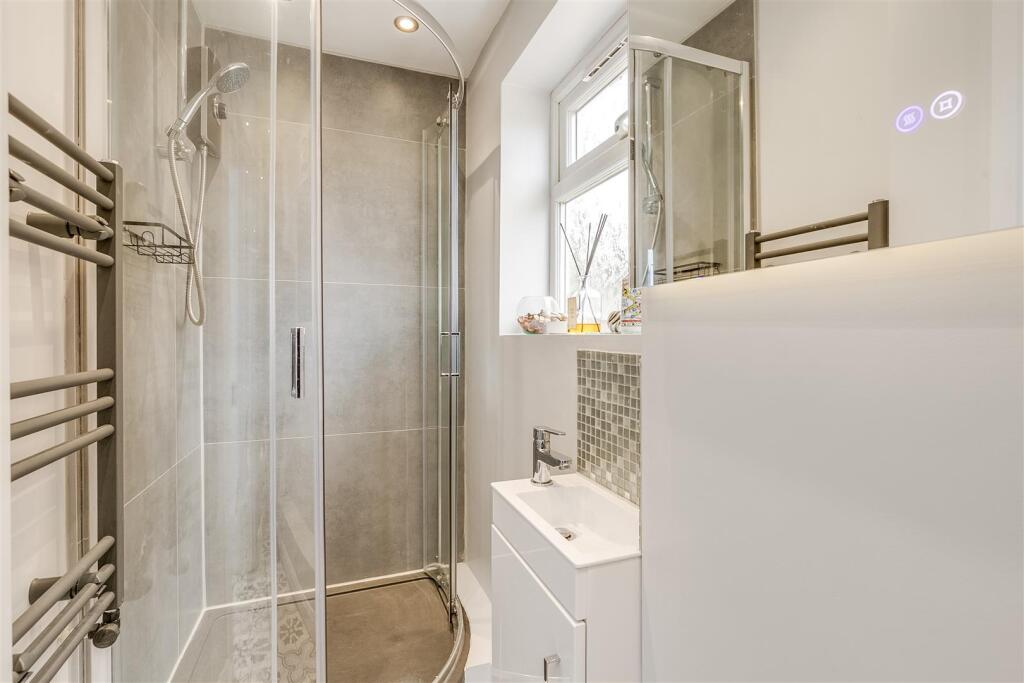 Halsey Drive 120-9.jpg