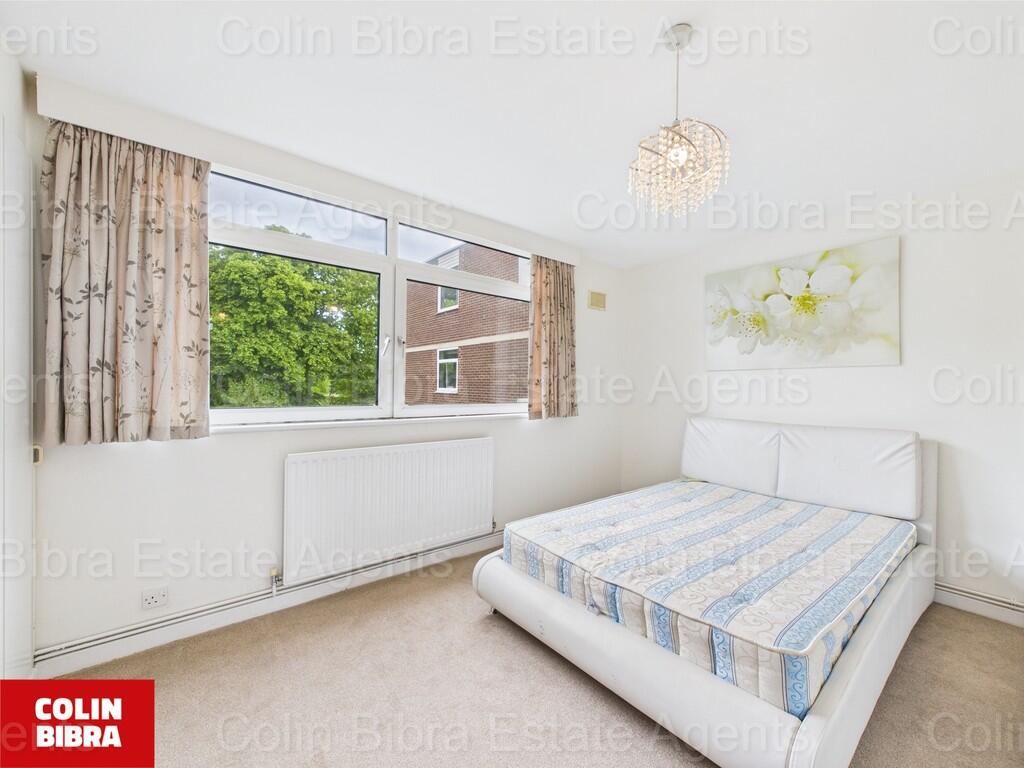 CAM04175G0-PR0038...