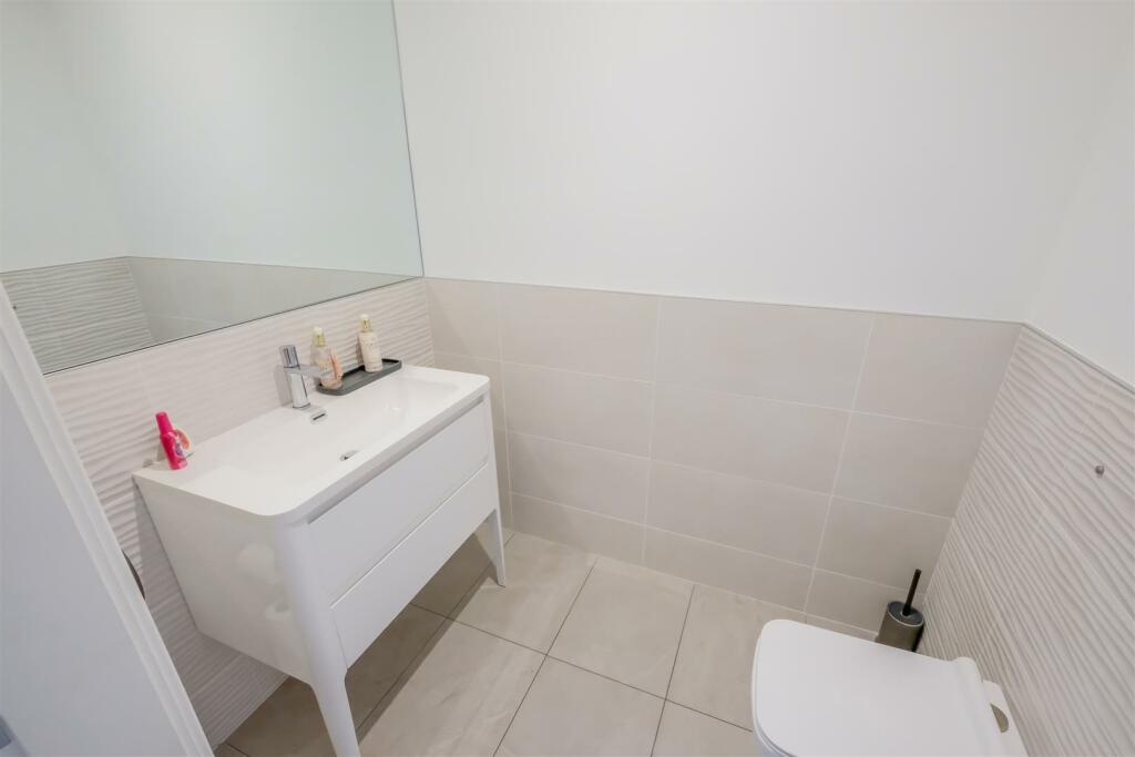 Ground Floor WC