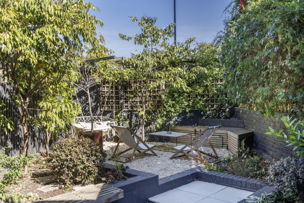 314256 - 13225-TalmaRd-London-JSouteyrat.jpg