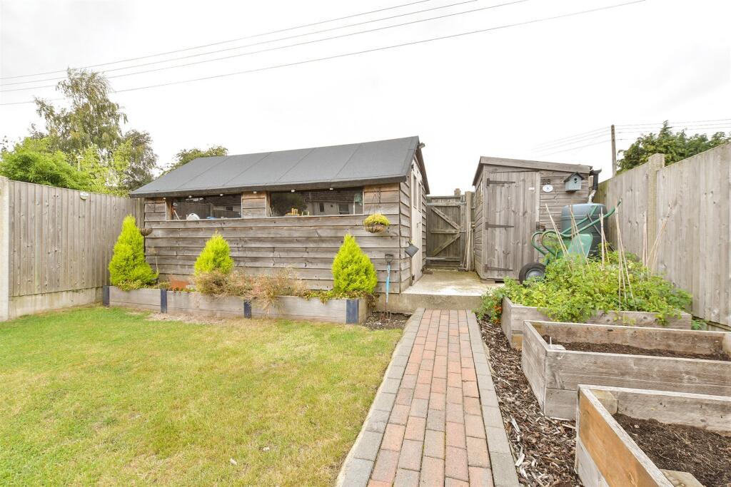 Workshop/Outbuildings