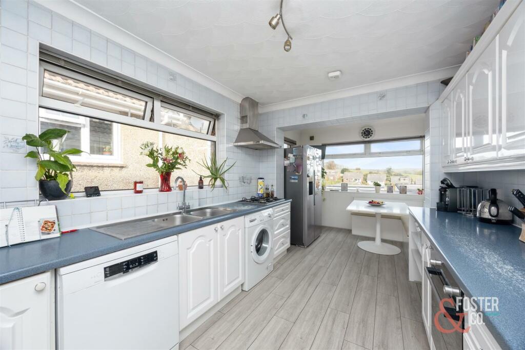 Fernwood Rise, 46-011.jpg