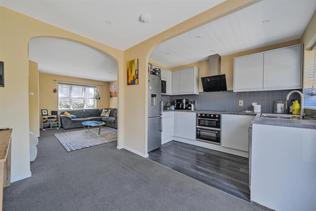 Fernbank Semi Open Plan.jpg