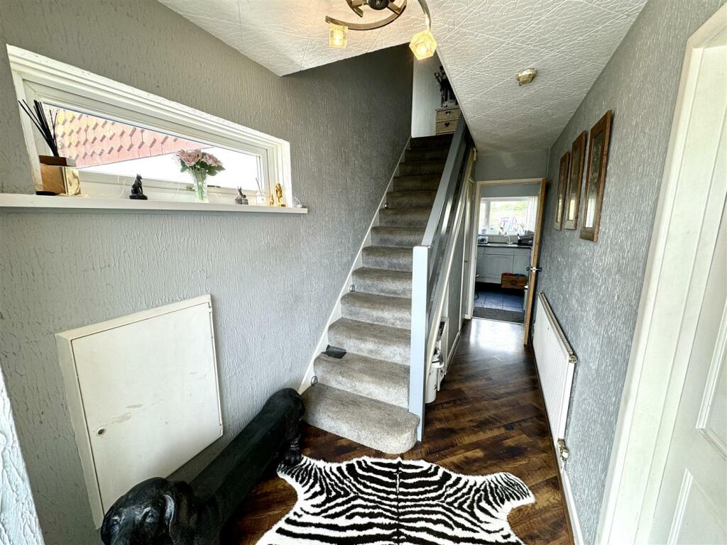 FIRST FLOOR STAIRS AND LANDING