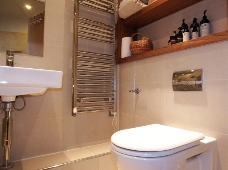 212378_P102760_IM...