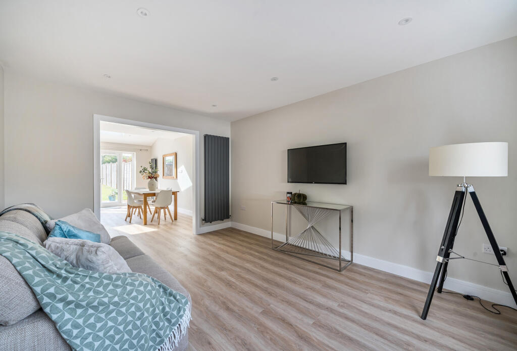 1348363-13-68bb01...