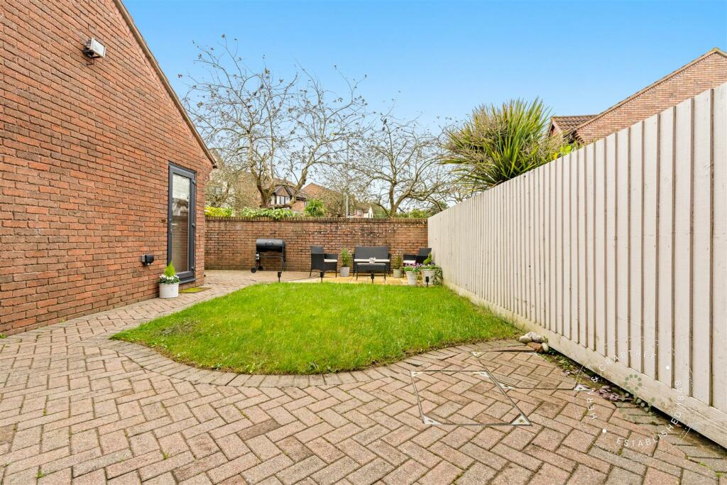 The Meadows, Hern Crabtree (26).jpg