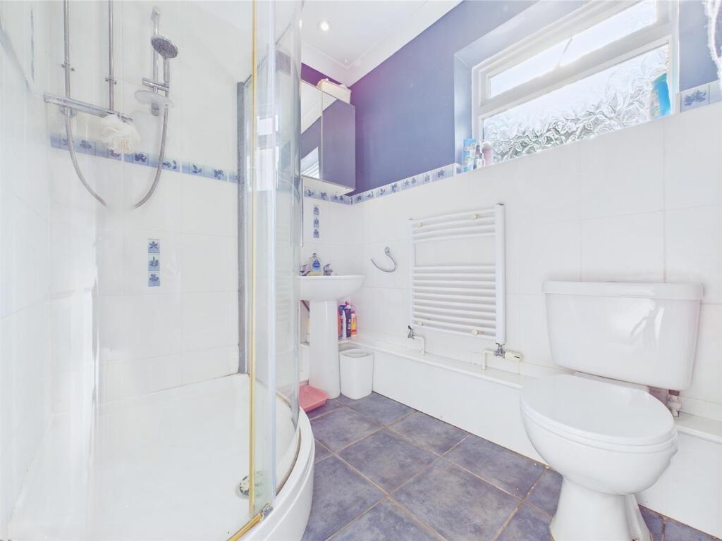 Four-Piece Bathroom