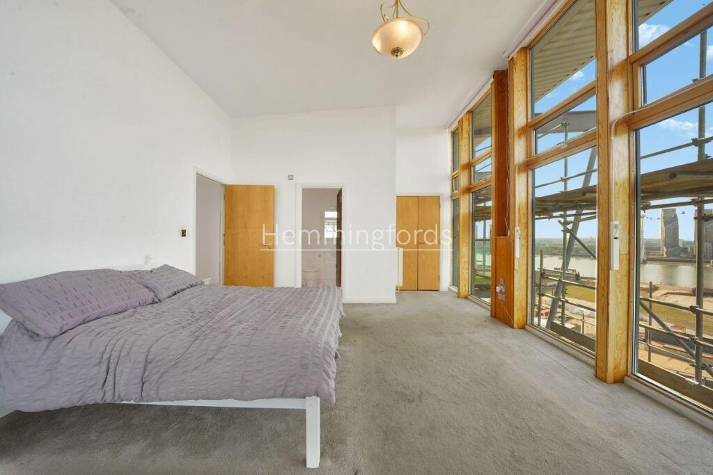 Flat 118, Western Beach Apartments - ztrDDXFoxRkbf