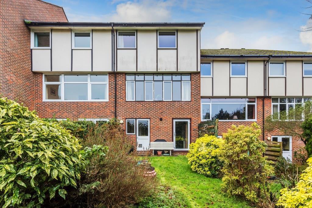 Rear garden back to house BEST.jpg