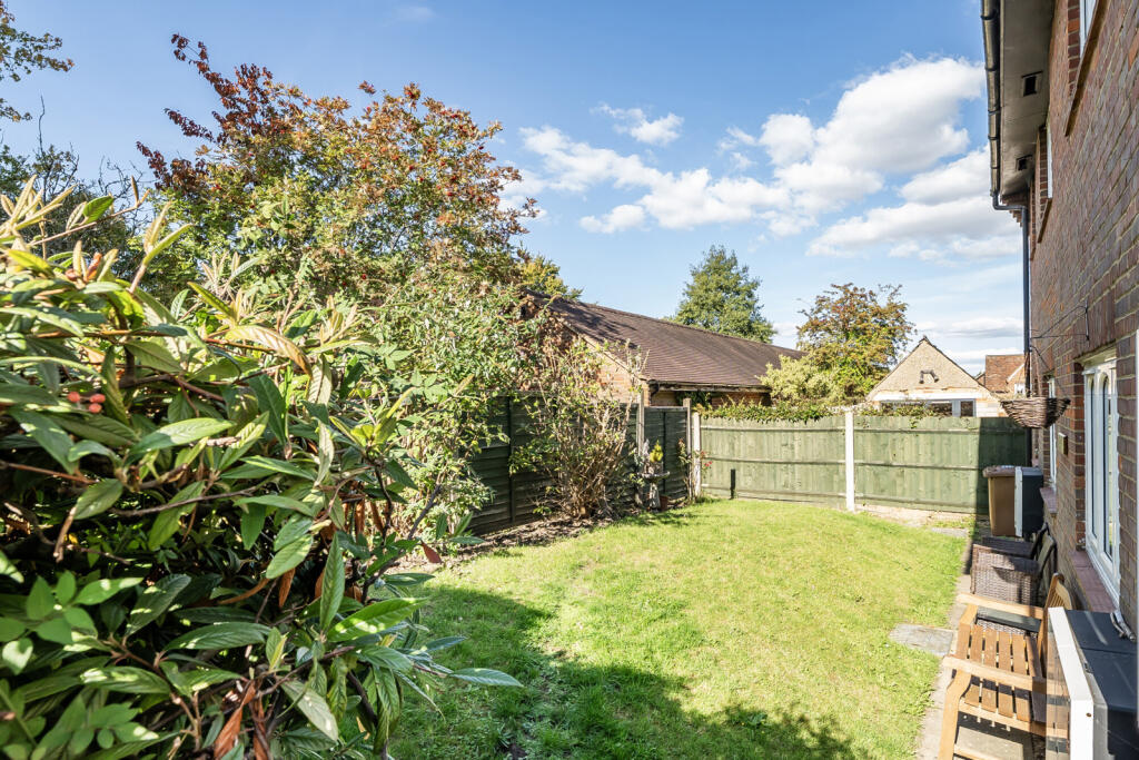 1360370-5-68d3fb9...