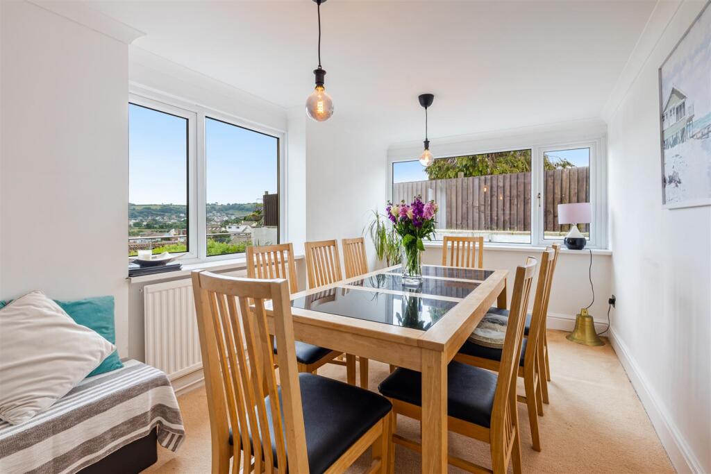 A14 - Pine Lodge Copythorne Road Brixham - 250609.